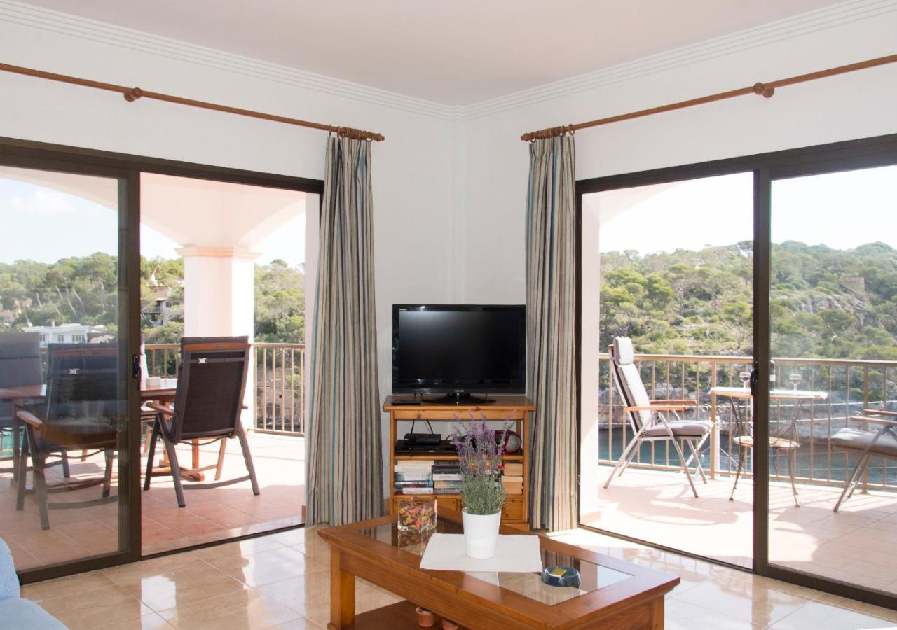 Apartamentos Vista Al Puerto Cala Figuera  Kültér fotó