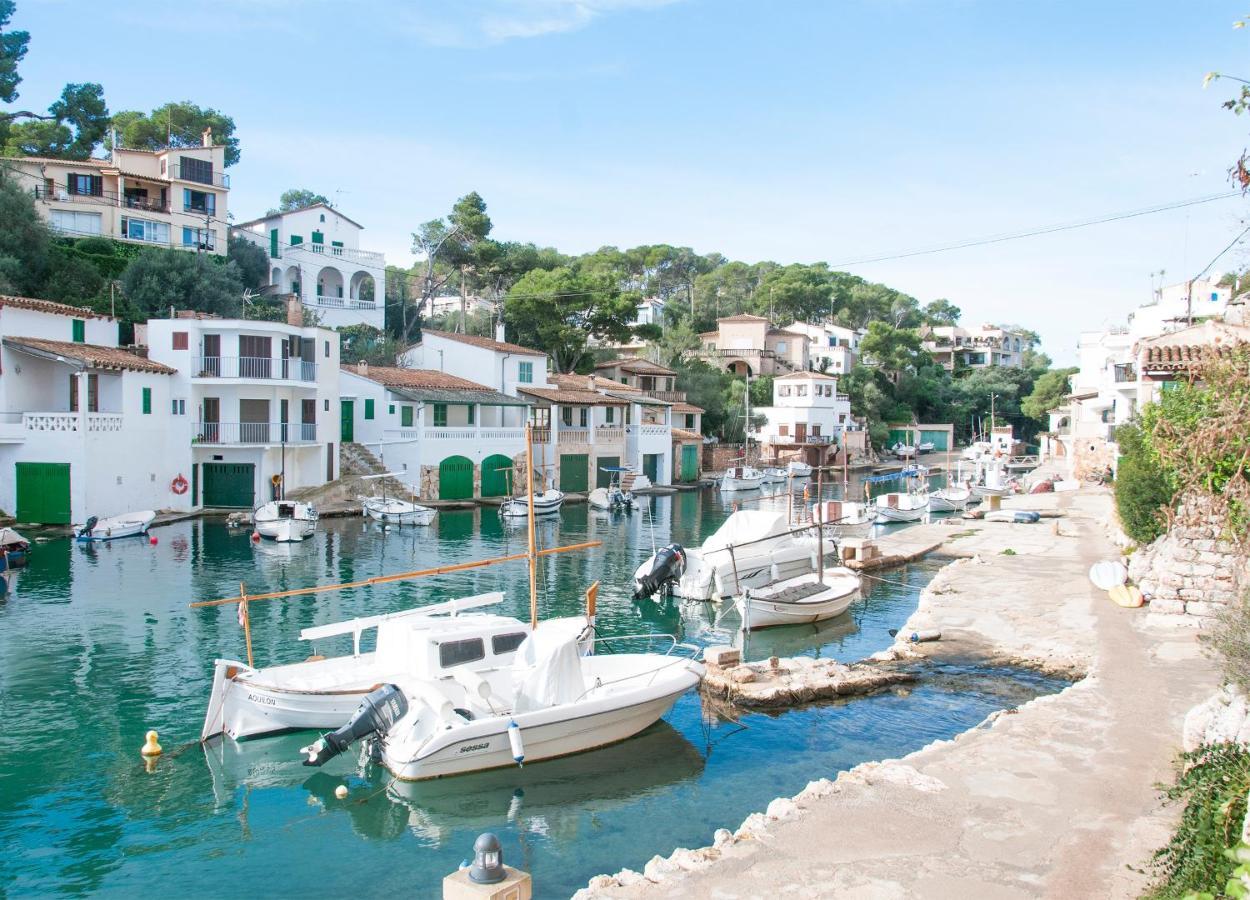 Apartamentos Vista Al Puerto Cala Figuera  Kültér fotó
