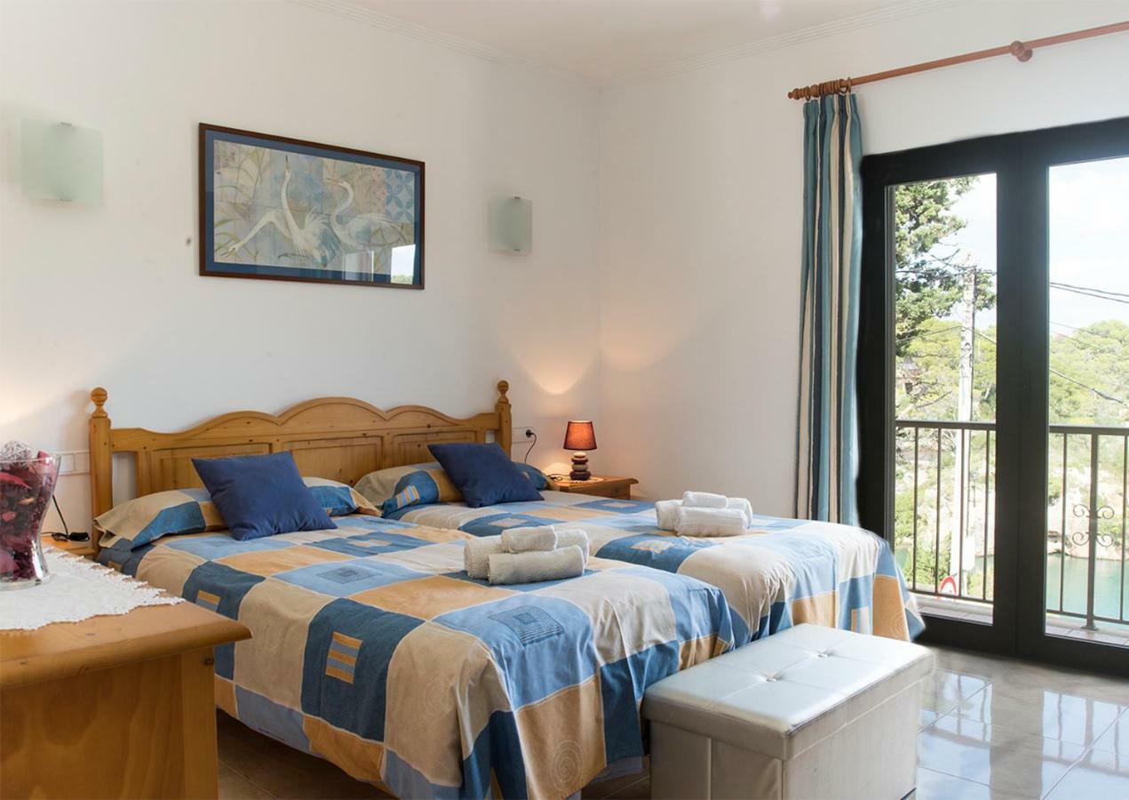 Apartamentos Vista Al Puerto Cala Figuera  Kültér fotó