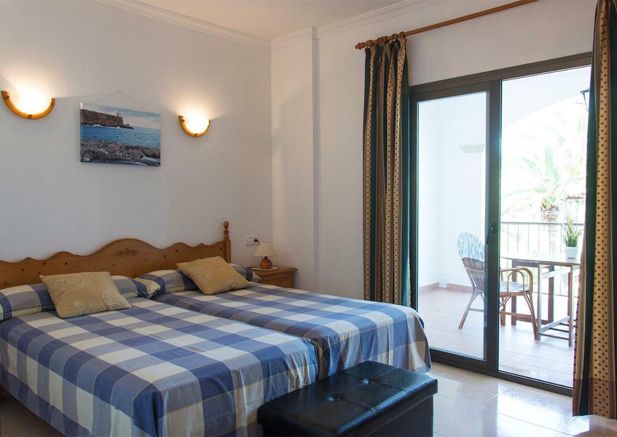 Apartamentos Vista Al Puerto Cala Figuera  Kültér fotó